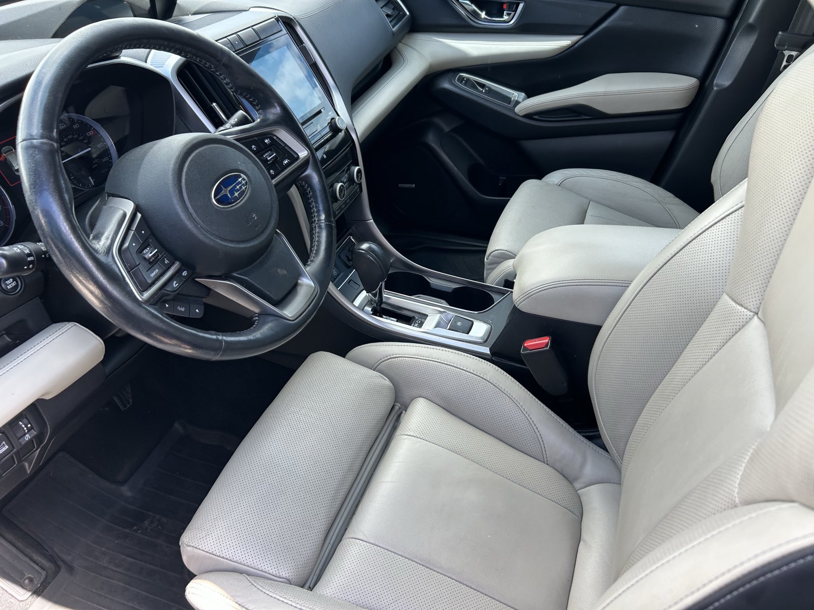 Used 2019 Subaru Ascent Limited AWD/4WD image 10