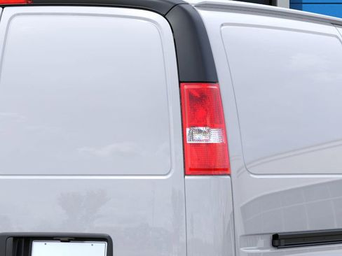 New 2025 Chevrolet Express 2500 w/ Driver Convenience Package image 11