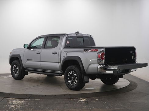 Used 2021 Toyota Tacoma TRD Off-Road w/ Blackout Package (TMS) image 9