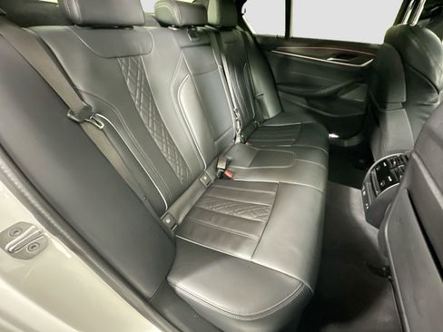 Certified 2023 BMW M550i xDrive w/ Dynamic Handling Package image 29