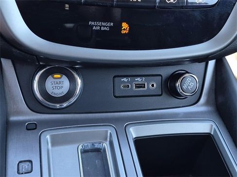 Used 2024 Nissan Murano SV w/ SV Midnight Edition Package image 36