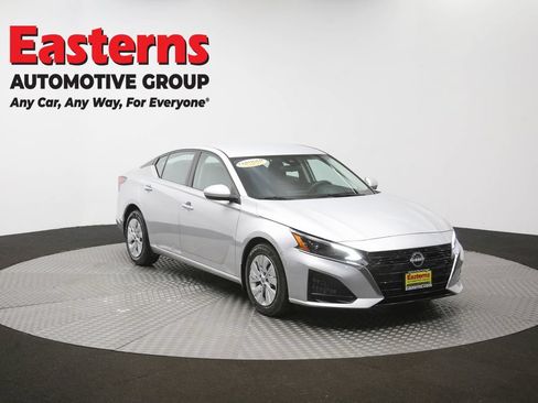 Used 2023 Nissan Altima 2.5 S FWD image 48