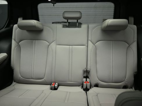 New 2026 Jeep Grand Wagoneer Limited image 10