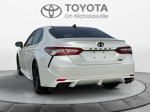 Used 2018 Toyota Camry XSE w/ Audio Package FWD image 4