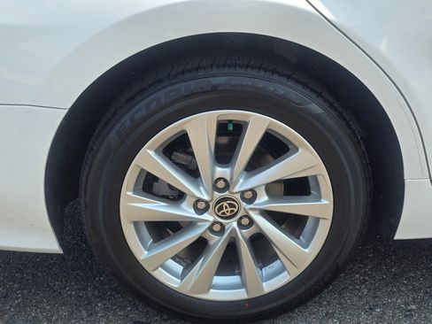 Used 2021 Toyota Camry LE w/ Cold Weather Package FWD image 9