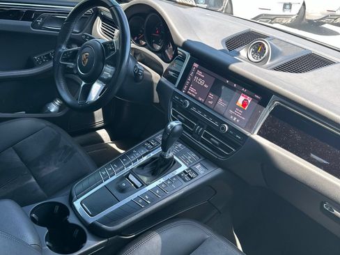 Used 2019 Porsche Macan AWD/4WD image 14