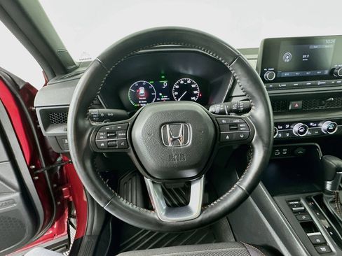 Used 2025 Honda CR-V Sport image 11