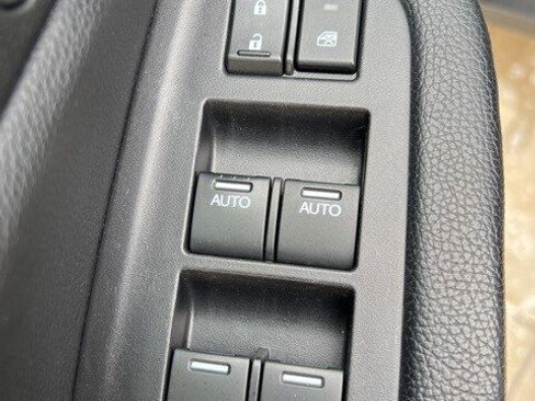 Used 2017 Honda Pilot EX-L image 20