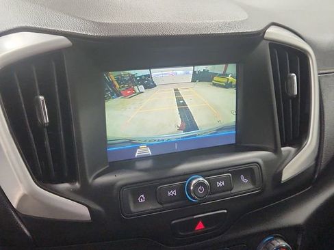 Used 2018 GMC Terrain SLE FWD image 17