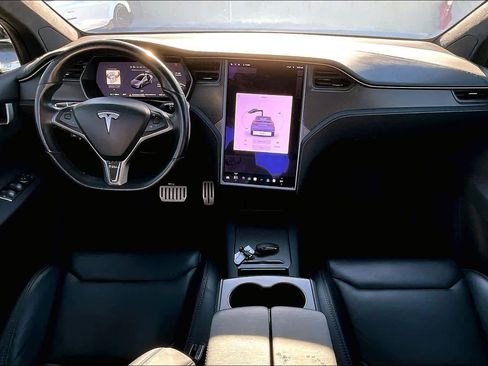 Used 2019 Tesla Model X Performance image 14