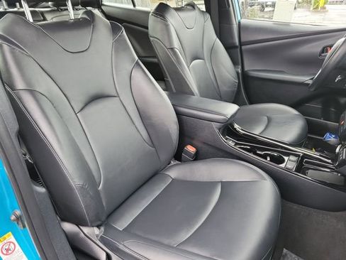 Used 2020 Toyota Prius Prime Limited w/ Carpet Mat Package image 22