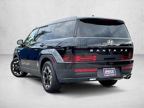 Used 2025 Hyundai Santa Fe SE FWD image 13
