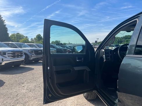 Used 2017 Chevrolet Silverado 1500 LT w/ All Star Edition AWD/4WD image 14