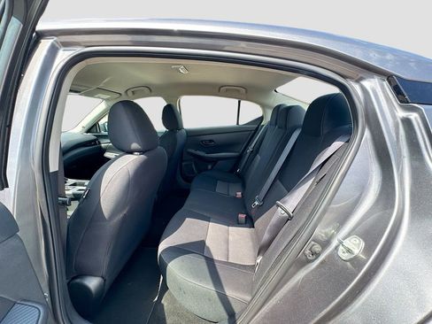 Used 2024 Nissan Sentra SV FWD image 28
