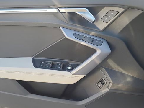 Used 2025 Audi A3 2.0T Premium w/ Convenience Package image 22