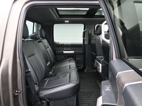 Used 2020 Ford F250 Lariat w/ Lariat Ultimate Package AWD/4WD image 12