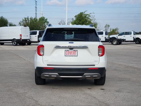 Used 2020 Ford Explorer XLT w/ Equipment Group 202A RWD image 6