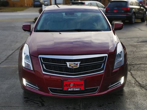 Used 2016 Cadillac XTS Premium image 2