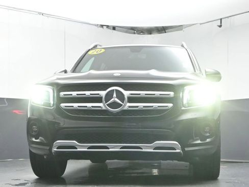 Used 2020 Mercedes-Benz GLB 250 GLB 250 w/ Premium Package image 32