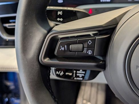 New 2024 Porsche Taycan image 25