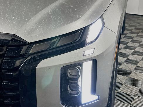 Used 2024 Hyundai Palisade SEL FWD image 11