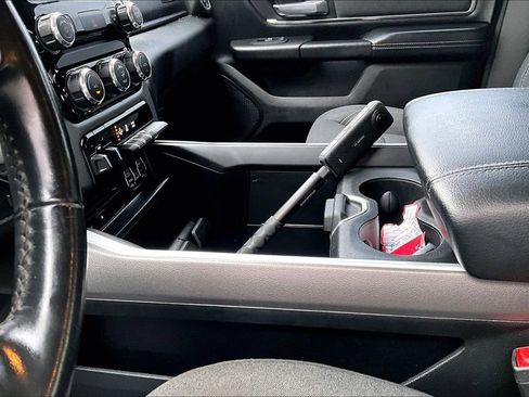 Used 2019 RAM 1500 Big Horn AWD/4WD image 16