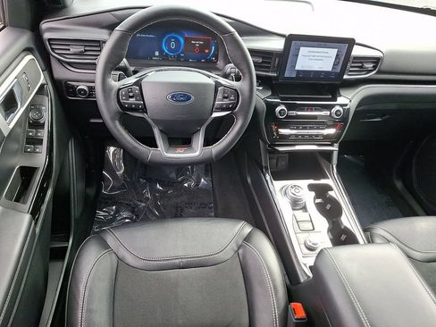 Certified 2022 Ford Explorer ST w/ ST Street Pack AWD/4WD image 13