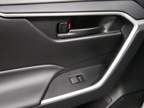 Certified 2024 Toyota RAV4 LE image 20