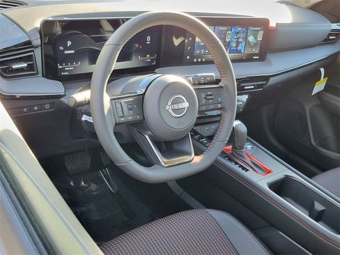 New 2026 Nissan Kicks SR w/ SR Premium Package image 4