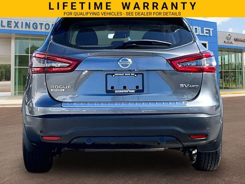 Used 2022 Nissan Rogue Sport SV AWD/4WD image 4