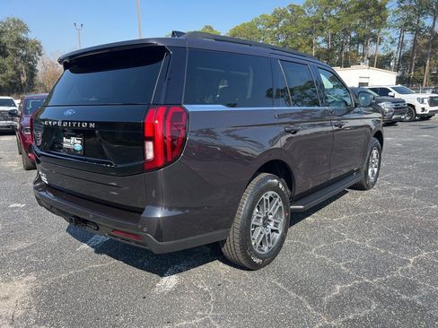 New 2026 Ford Expedition Active image 7