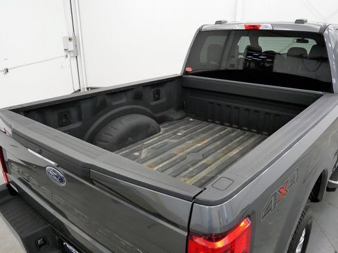 Used 2022 Ford F250 XLT w/ XLT Premium Package AWD/4WD image 39