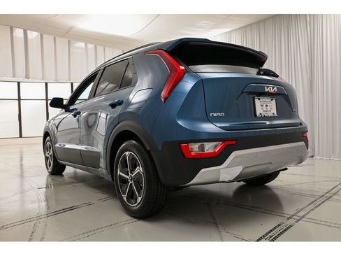 New 2026 Kia Niro EX FWD image 5