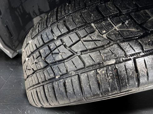 Used 2022 Volkswagen GTI SE image 36