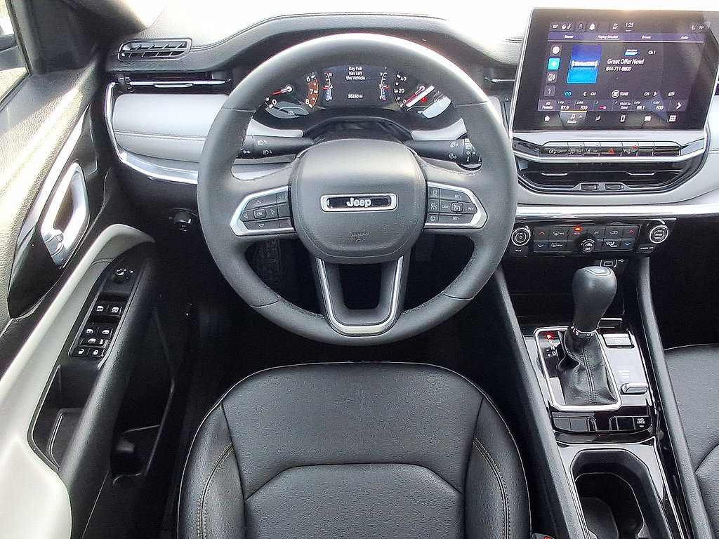 Used 2024 Jeep Compass Limited w/ Sun and Sound Group AWD/4WD image 27