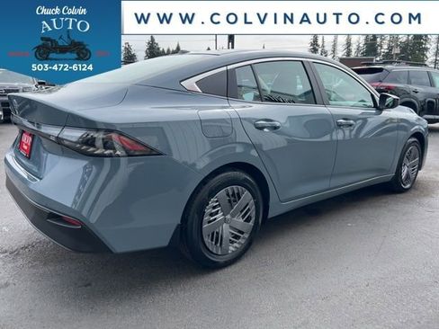 New 2026 Nissan Sentra SV image 6