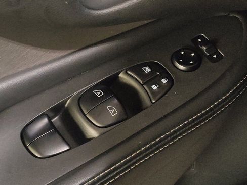Used 2023 Nissan Murano S FWD image 27