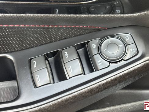 Certified 2023 Chevrolet Traverse RS AWD/4WD image 12