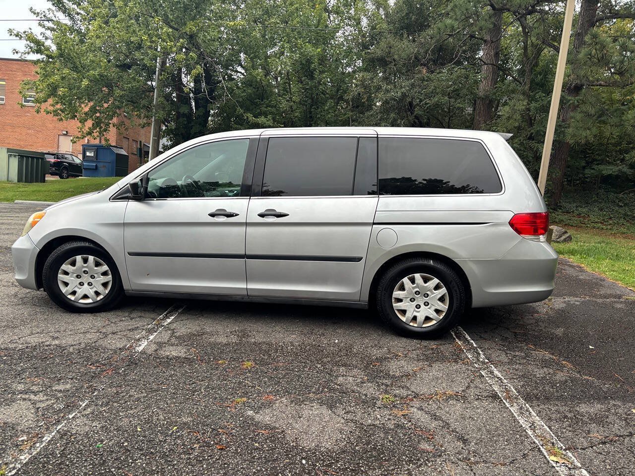 Used 2010 Honda Odyssey LX image 8