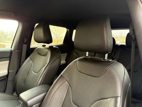 Used 2023 Jeep Compass Limited w/ Elite Group image 23