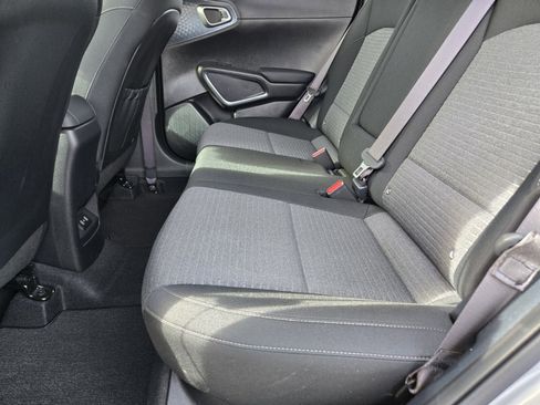 Certified 2025 Kia Soul EX image 12