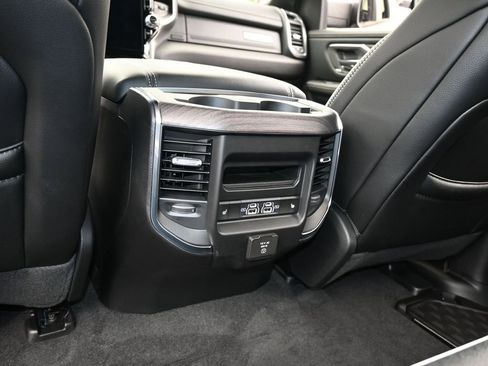 Used 2025 RAM 1500 Laramie image 34
