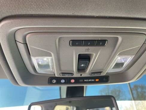 Used 2020 GMC Sierra 1500 SLT w/ SLT Premium Package image 23