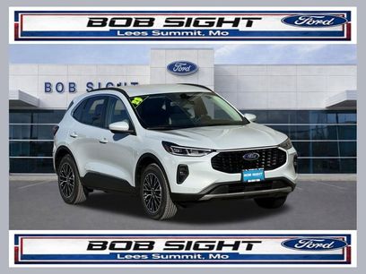 New 2025 Ford Escape SE w/ PHEV Premium Package