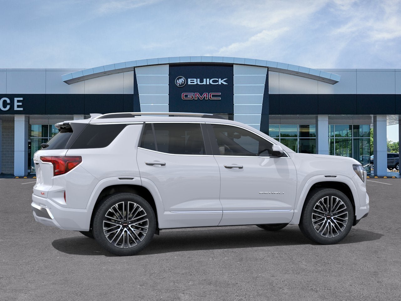 New 2027 GMC Terrain Denali w/ LPO, Floor Liner Package AWD/4WD image 5