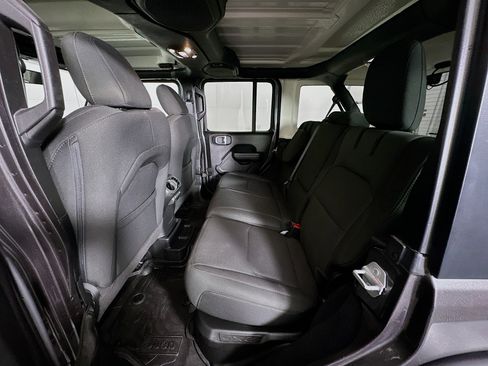 Used 2023 Jeep Wrangler Unlimited AWD/4WD image 26
