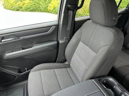 Used 2026 GMC Acadia Elevation w/ LPO, Floor Liner Package AWD/4WD image 35