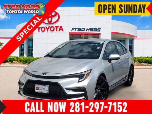 Used 2025 Toyota Corolla SE FWD image 1