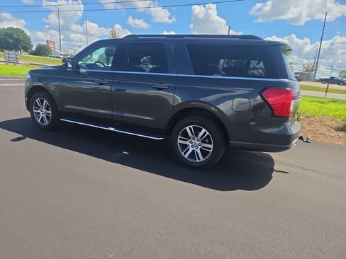Used 2023 Ford Expedition Max XLT RWD image 11