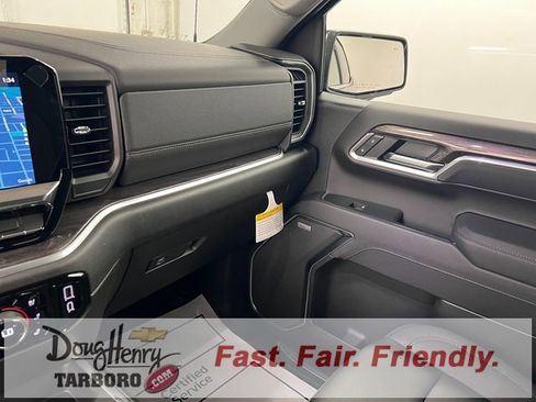 New 2025 Chevrolet Silverado 1500 LTZ w/ Technology Package image 48